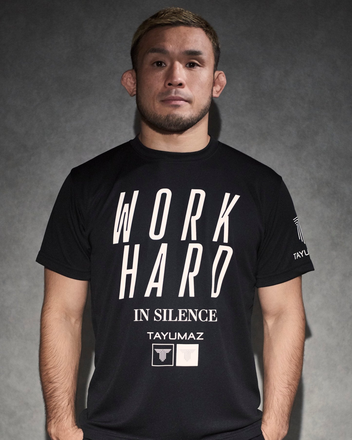 ドライTシャツ バーティカルロゴ ブラック