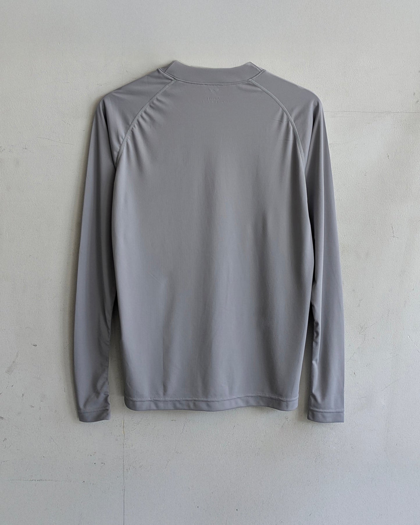 ストレッチスムースロングTシャツ ライトグレー シルバーロゴ