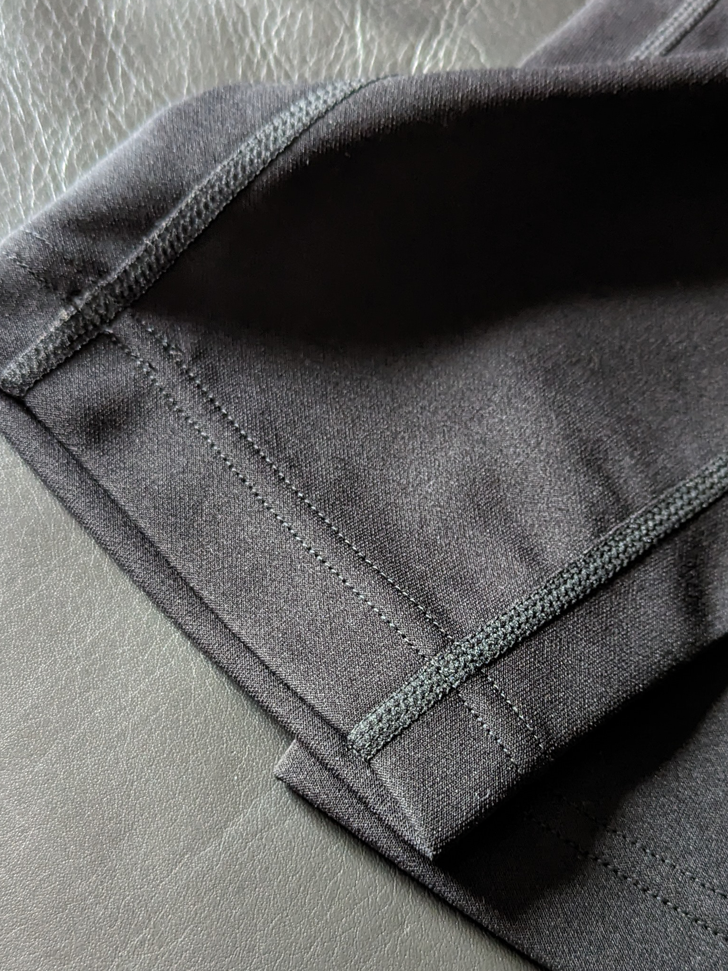 กางเกงขายาว Dry Suiting สีดำ / โลโก้ 3D Silicon สีดำ