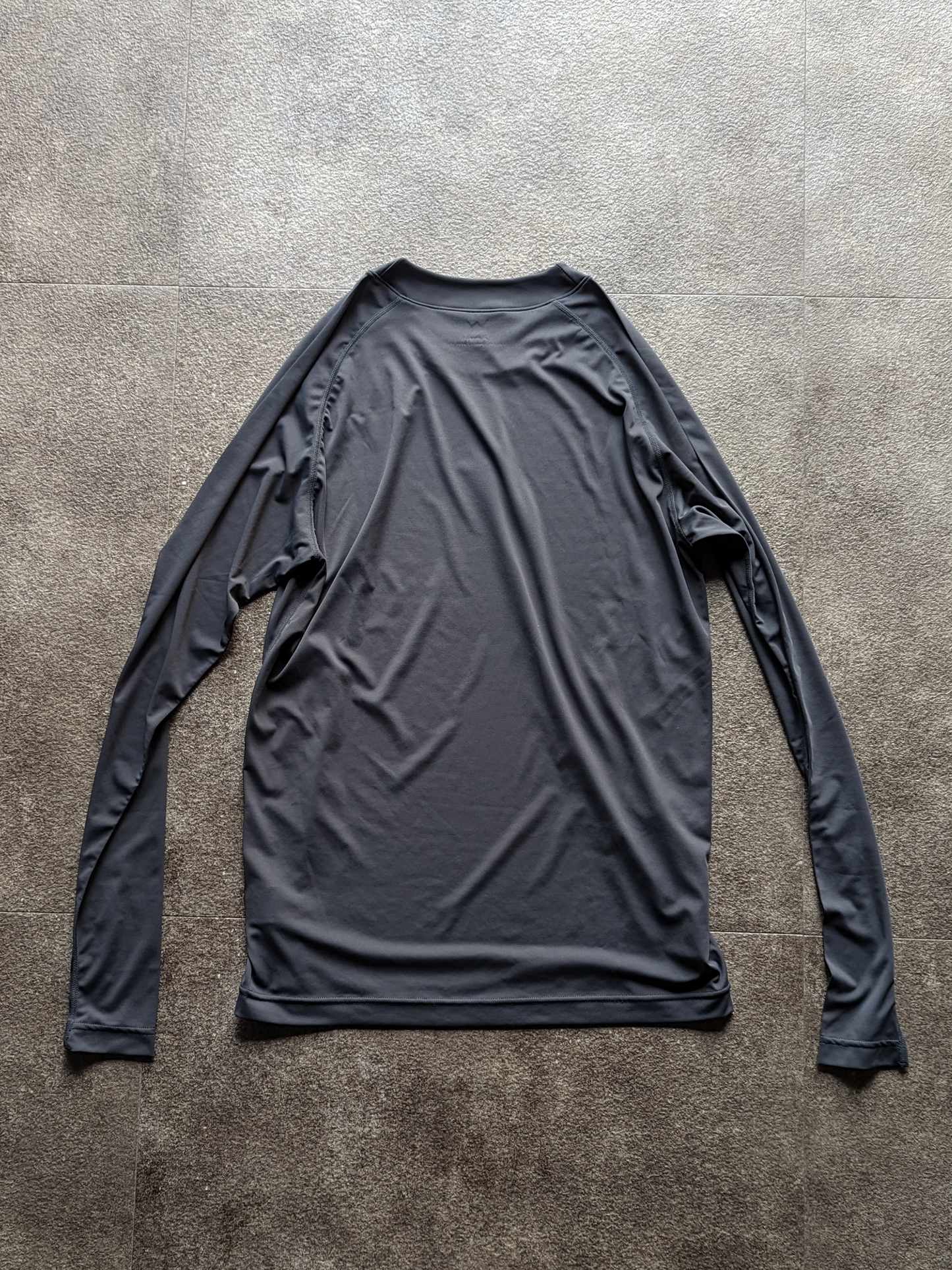 Stretch Smooth Long T-shirt Dark Gray / 3D Silicon Logo Dark Gray