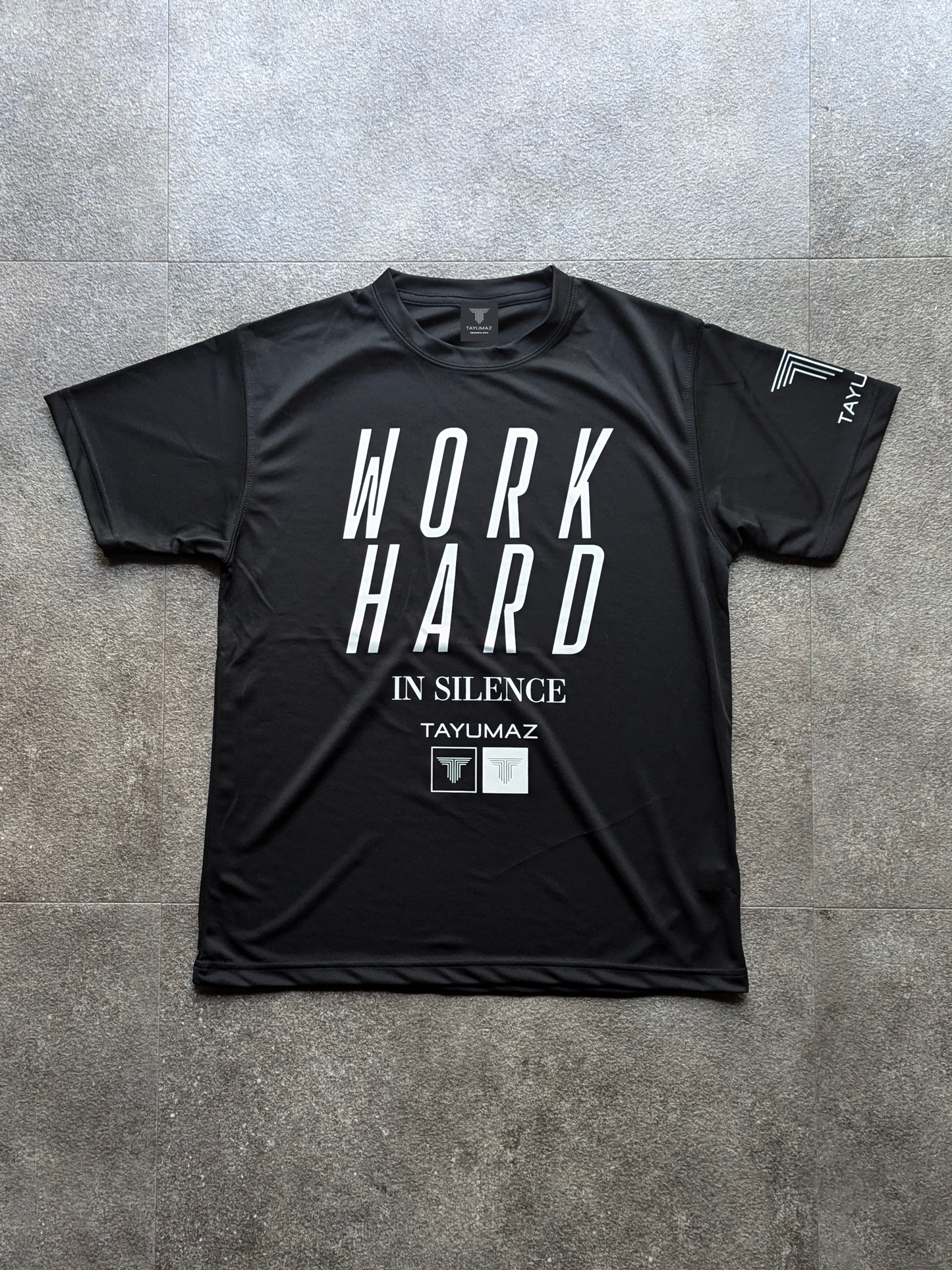 Dry T-shirt Vertical Logo Black