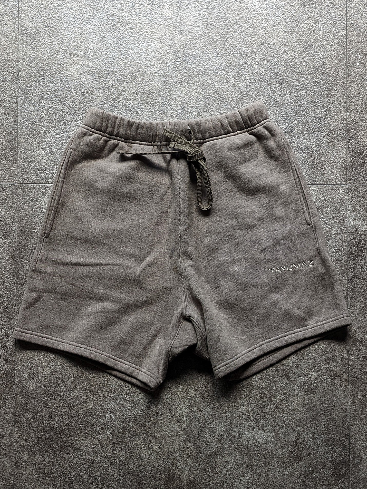 灰色水洗棉质运动短裤